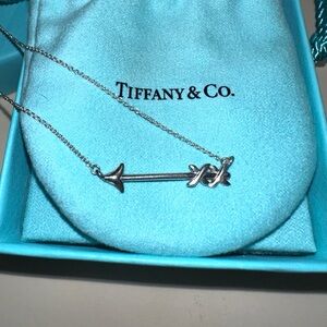 Tiffany & Co. Paloma Picasso Sterling Silver Graffiti Arrow Necklace